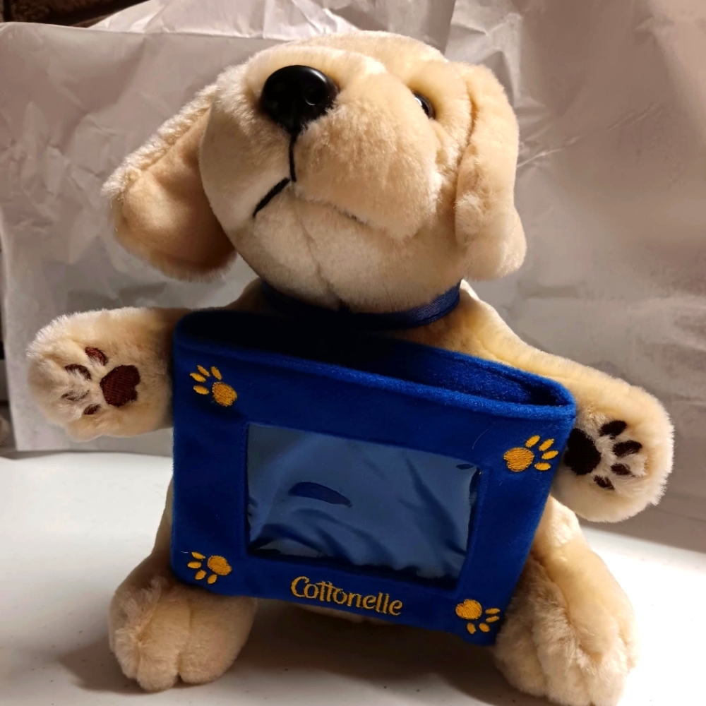 Cottonelle Vintage Yellow Lab Puppy holding a photo frame New never used